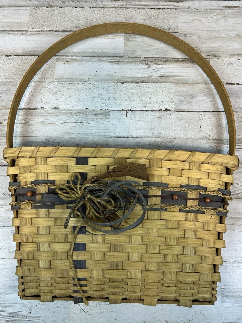 Vintage Handwoven Hanging Wall Basket Woven Wicker Rustic Farmhouse Decor 1998